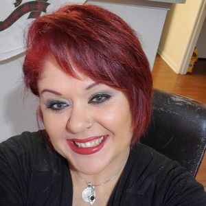 Meet your Posher, Peggy